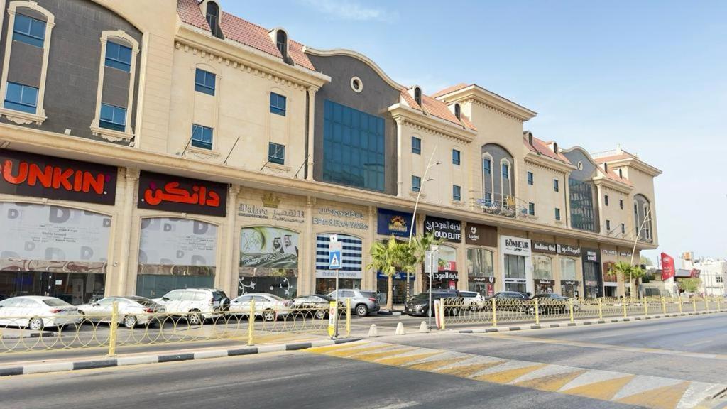 The Palace Suites Khobar Exterior foto