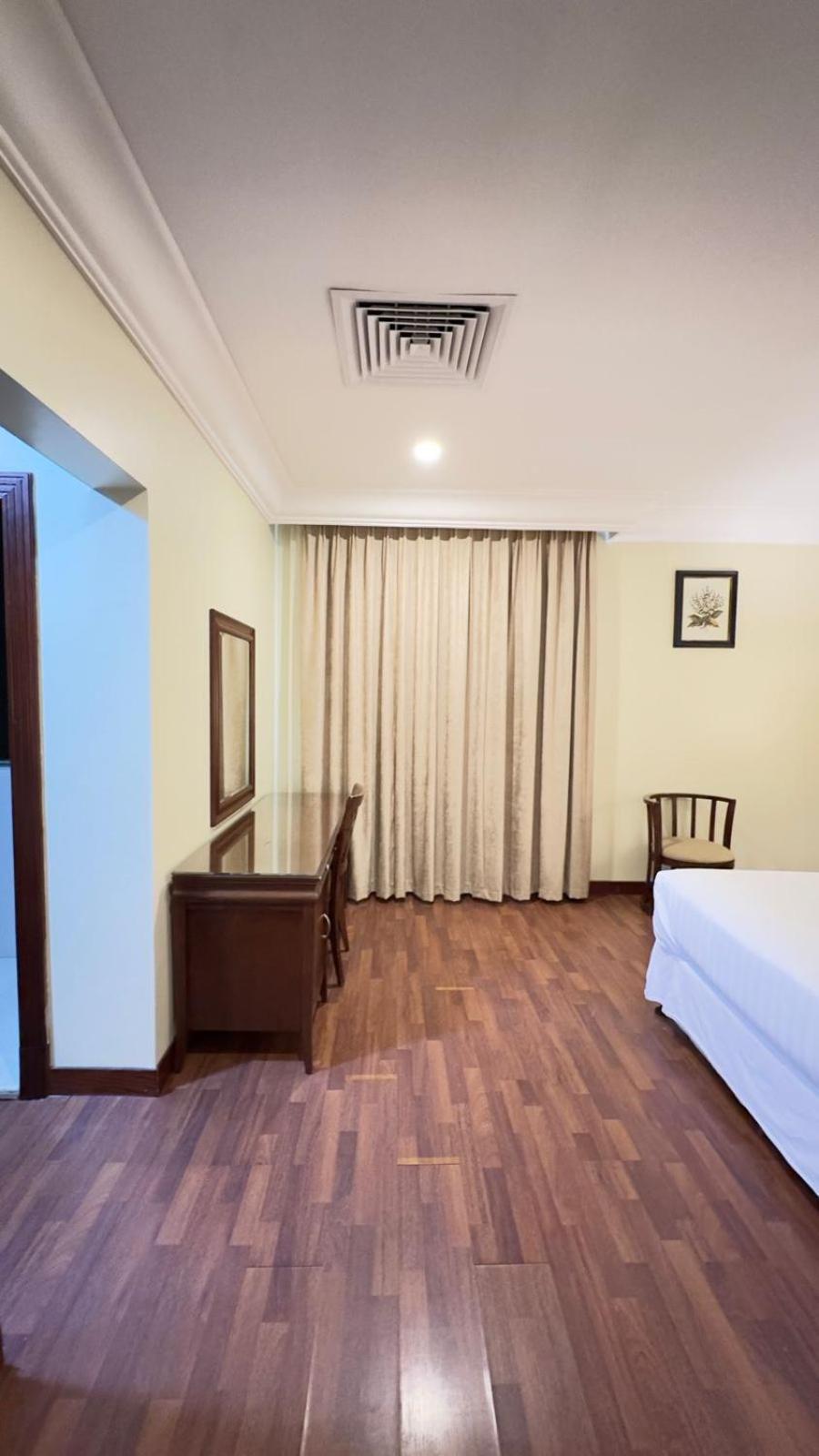 The Palace Suites Khobar Exterior foto