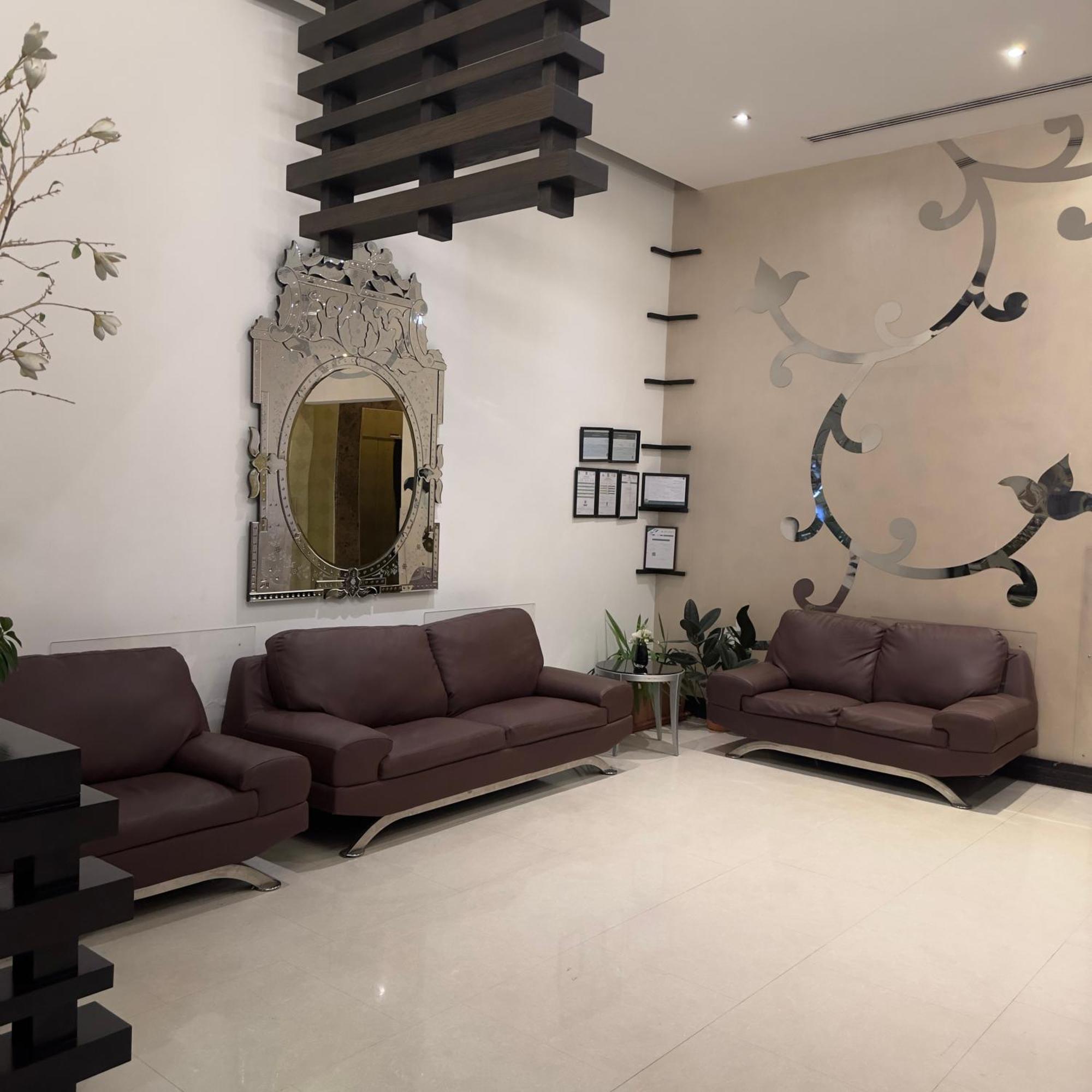 The Palace Suites Khobar Exterior foto
